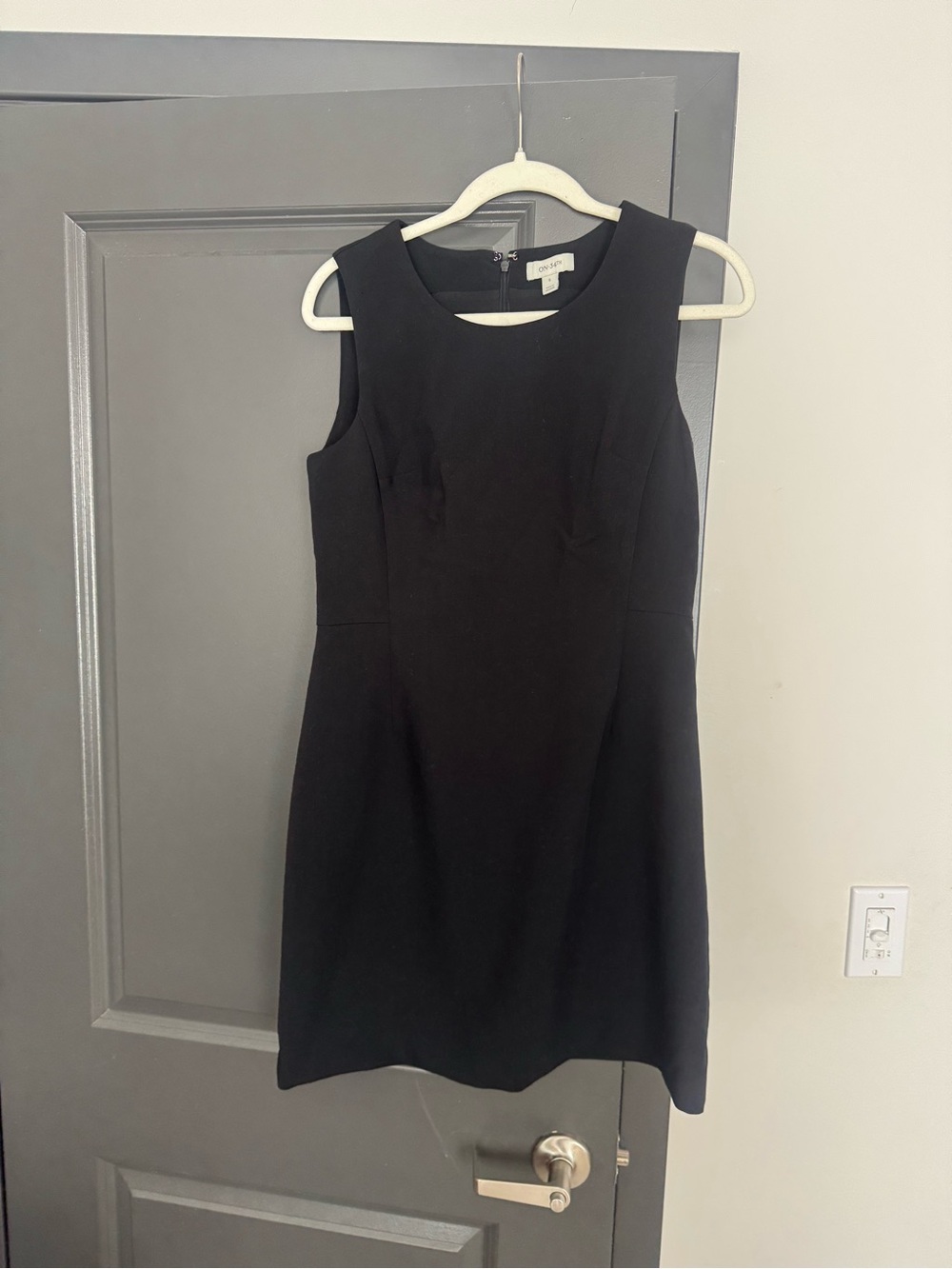 Ann Taylor Black Sleeveless Mini Sheath Dress